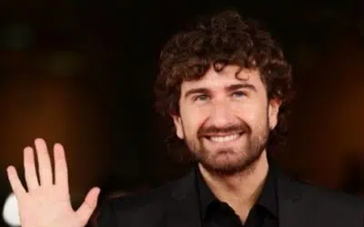 Contatti Alessandro Siani per organizzare eventi aziendali agenzia comici Samigo