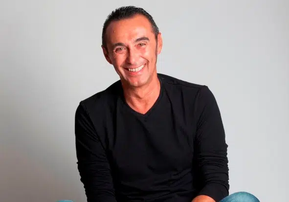 Le tappe della carriera di Giuseppe Giacobazzi il comico poveta romagnolo di Zelig