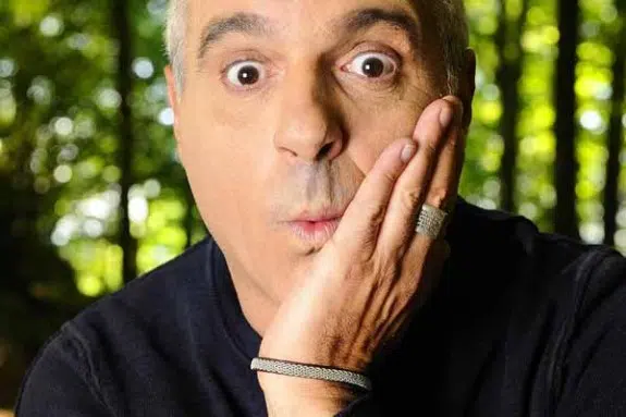 Giorgio Panariello l’artista toscano dalle 100 maschere comiche Giorgio Panariello comico toscano per eventi spettacolari