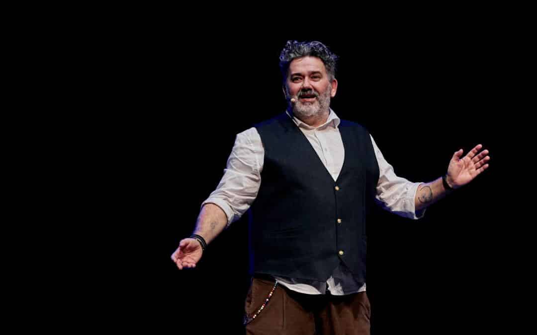Andrea Vasumi il comico romagnolo per far ridere la tua Azienda